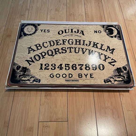 OUIJA Parker Bros Board - Picture 2 of 7